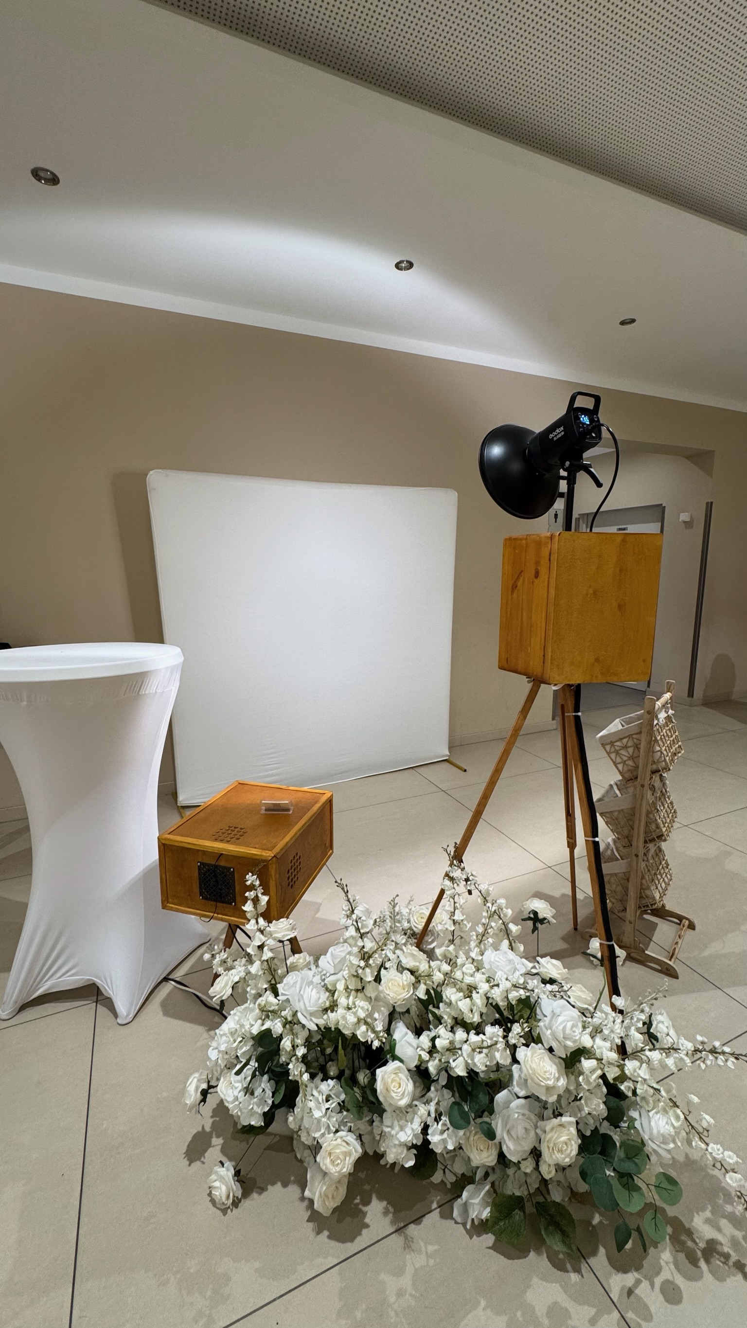 Rustikale Vintage Fotobox für Hochzeit und Henna-Abend